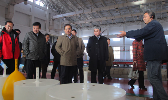 陈连增副局长（前排左三）到中国海洋大学调研海洋可再生能源开发利用工作进展情况